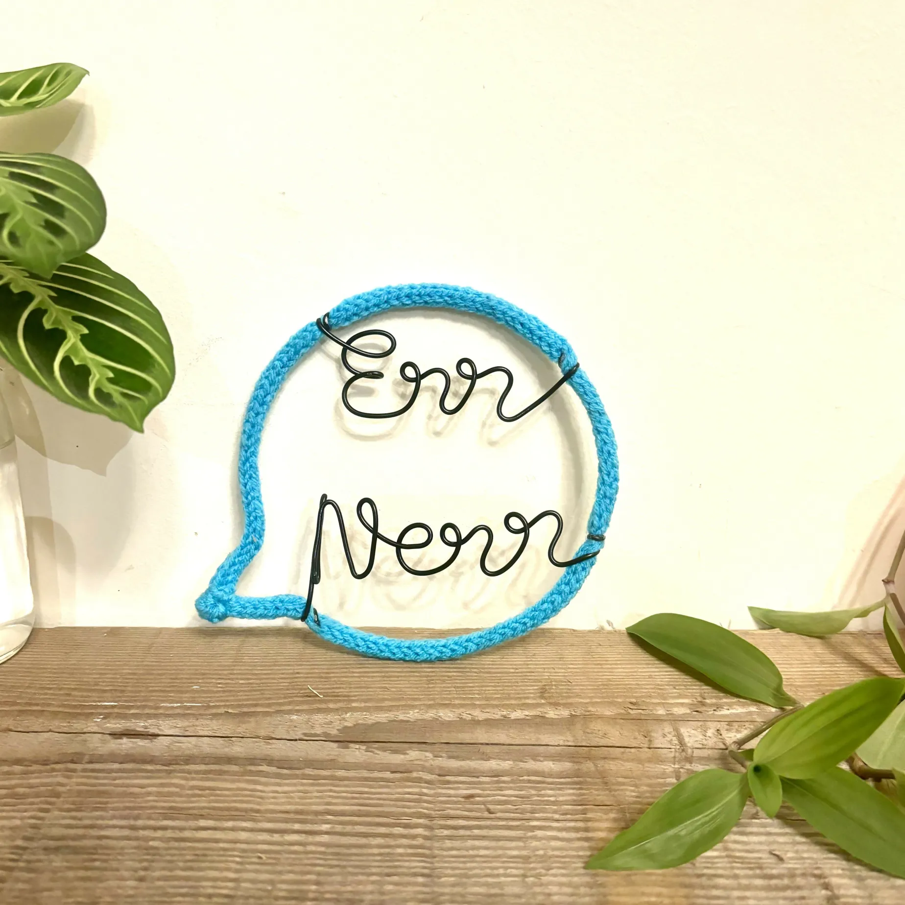 Err Nerr Speech Bubble shaped Wire Decoration