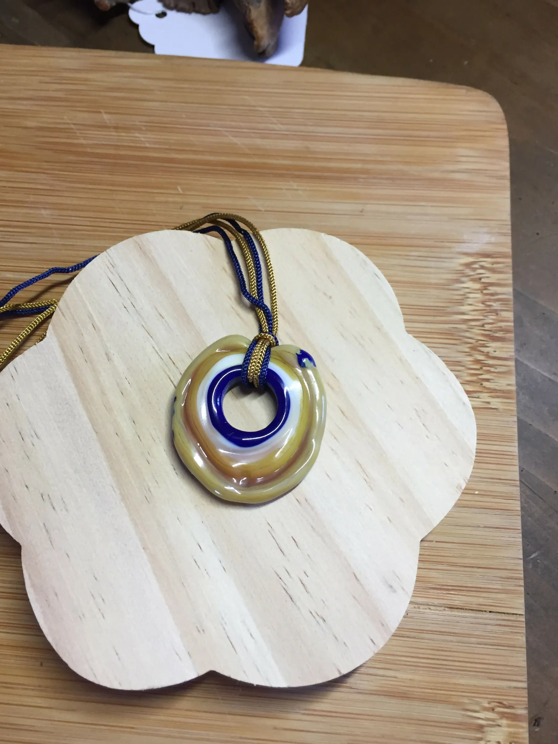 Glass Open Pendant Necklace Lkr154