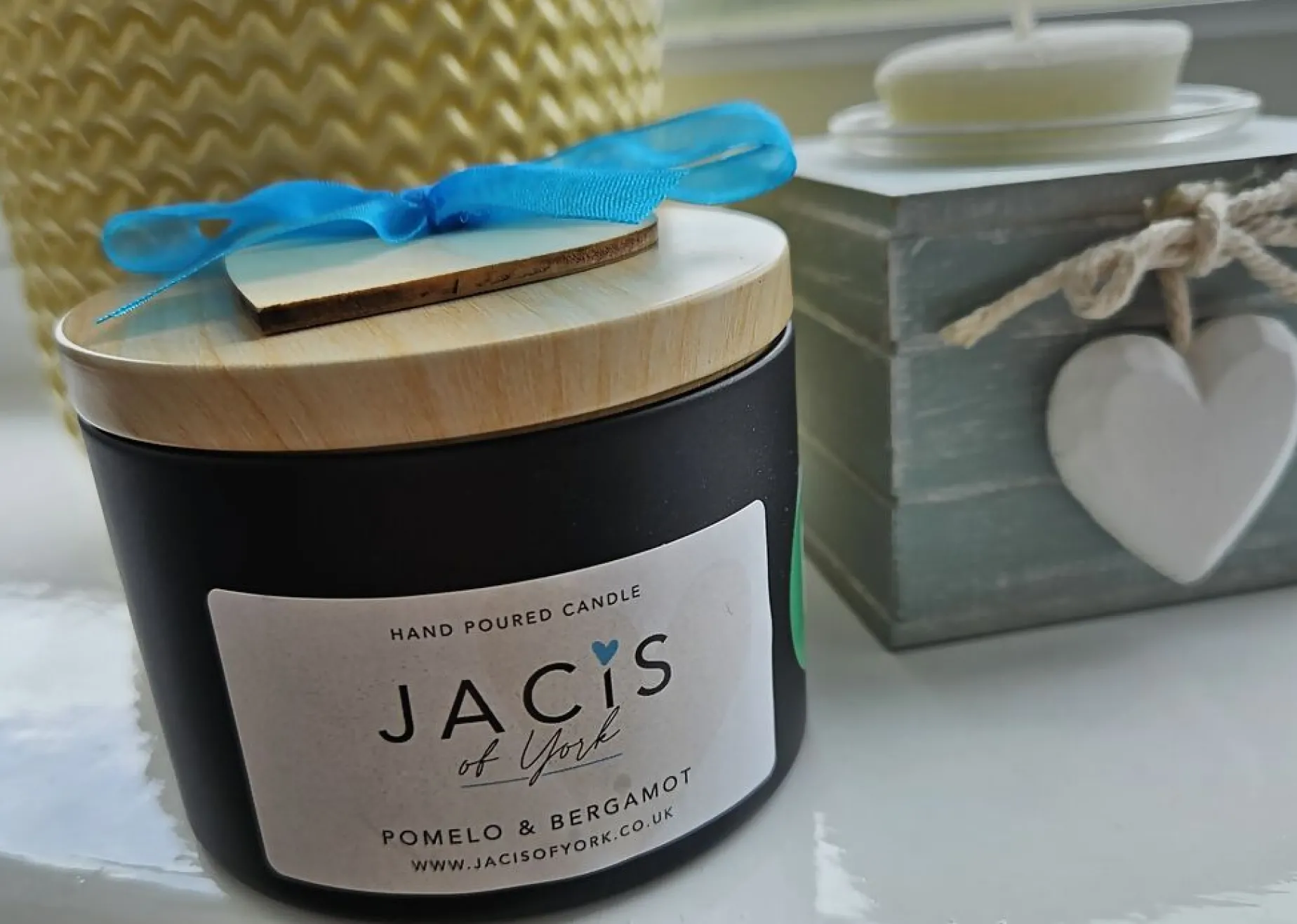 Jacis of York -230ML Scented Botanical Candle - Pomelo & Bergamot