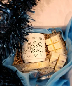 Jacis of York: Wax Burner and 2 Packs of 6 Wax Melts - Gift Set