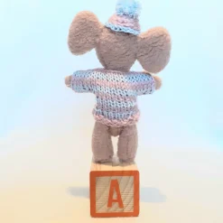 Knitwear Elephant Ornament