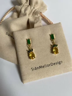 Pineapple dangle studs
