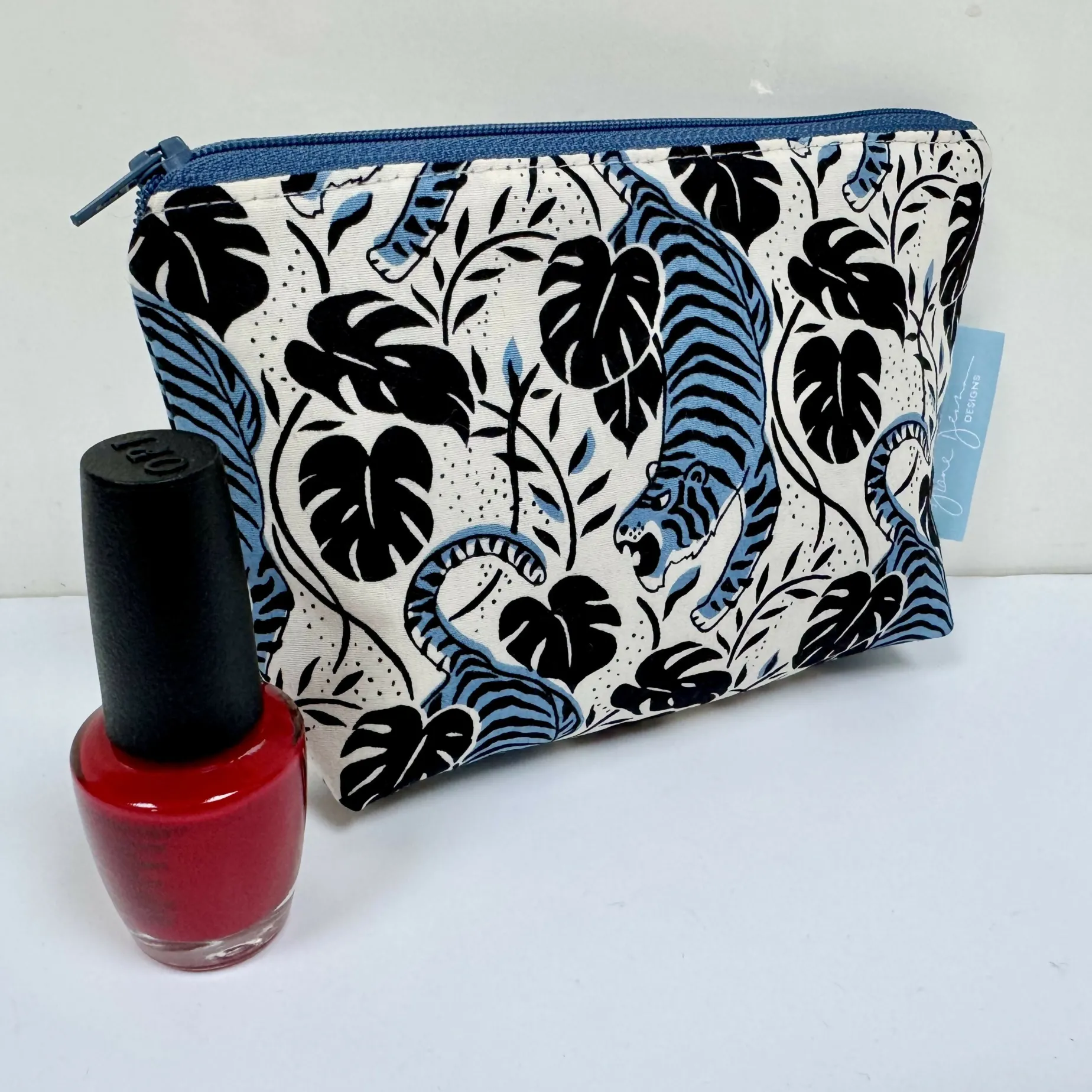 Small Make Up Bag - Blue Tiger
